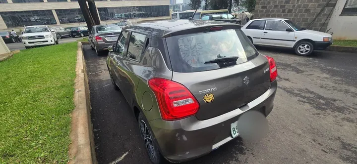 Suzuki Swift 2021 Automatic – photo 3