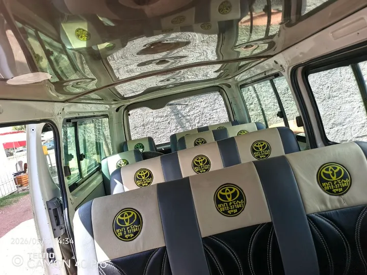 Toyota Abadula Minibus 2005 Manual – photo 8