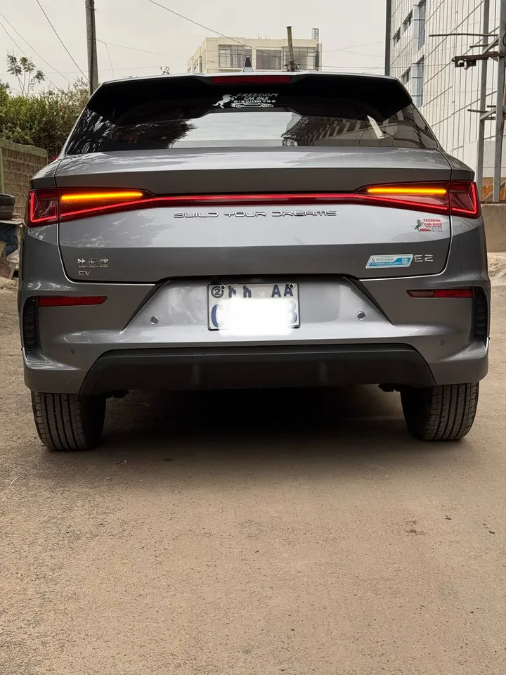 BYD E2 Electric 2024 – photo 4
