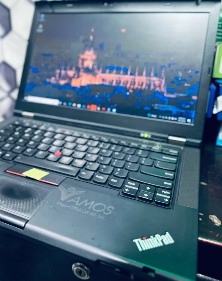 Lenovo ThinkPad T430 Laptop – photo 4