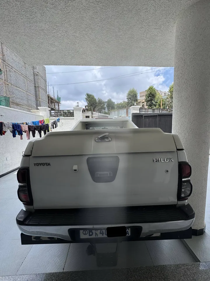 Toyota Hilux Vigo D4D 2013 – photo 4
