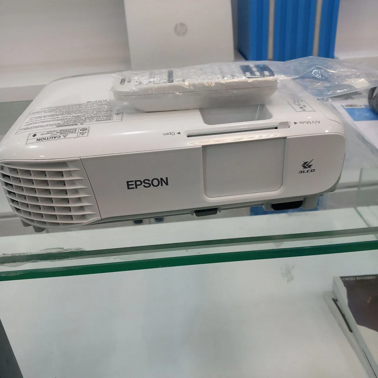 Brand New Epson EB-X39 Projector – photo 4