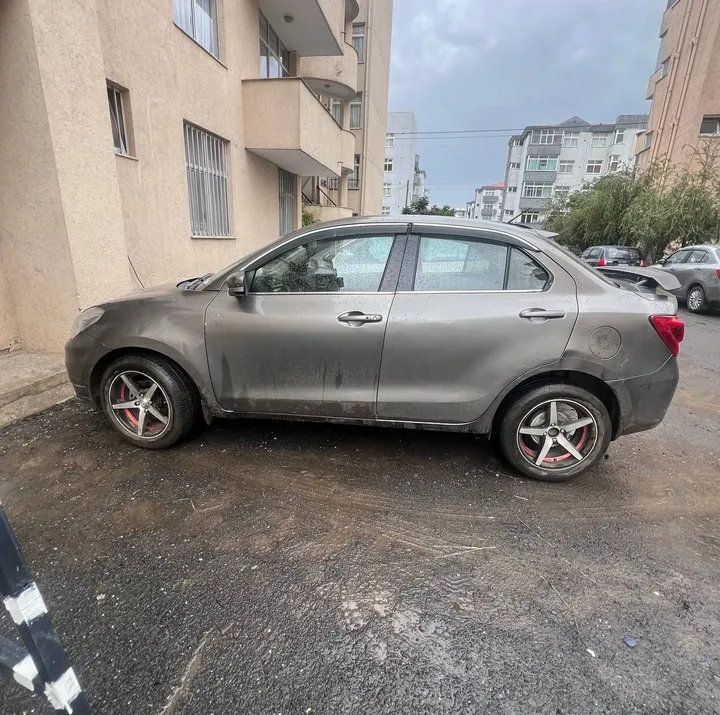 Suzuki Swift Dzire 2021 Sedan – photo 3