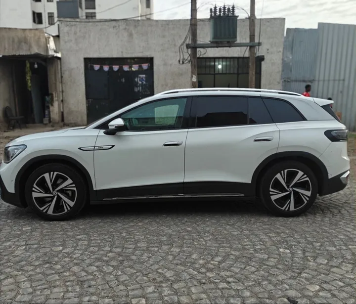 Volkswagen ID.6 Crozz Pro EV – photo 7