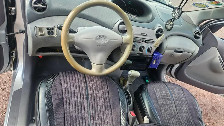 Toyota Platz 2002 Automatic – photo 8