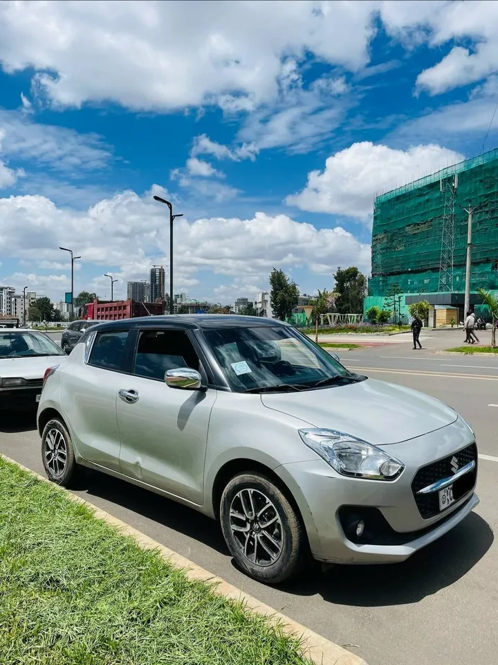 Suzuki Swift 2022 Automatic 1.2L – photo 5