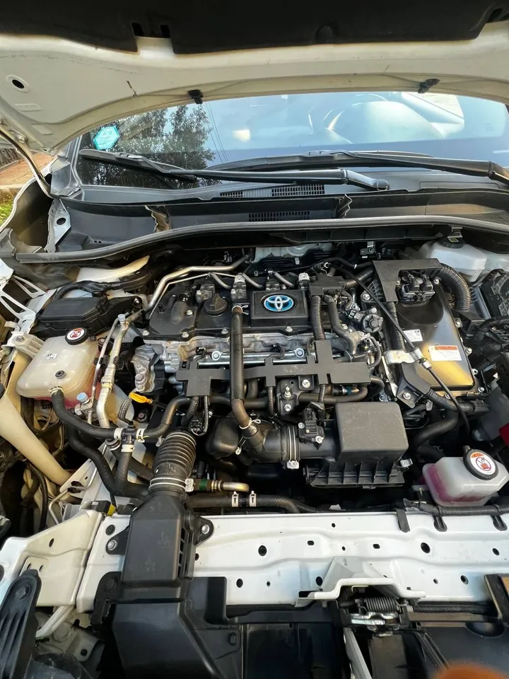 Toyota Corolla Cross Hybrid 2023 – photo 10