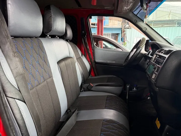 Toyota D4D Van 2011 Manual – photo 5