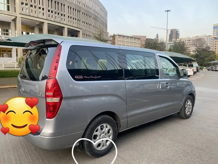 Hyundai Starex 2013 Automatic Van – photo 4