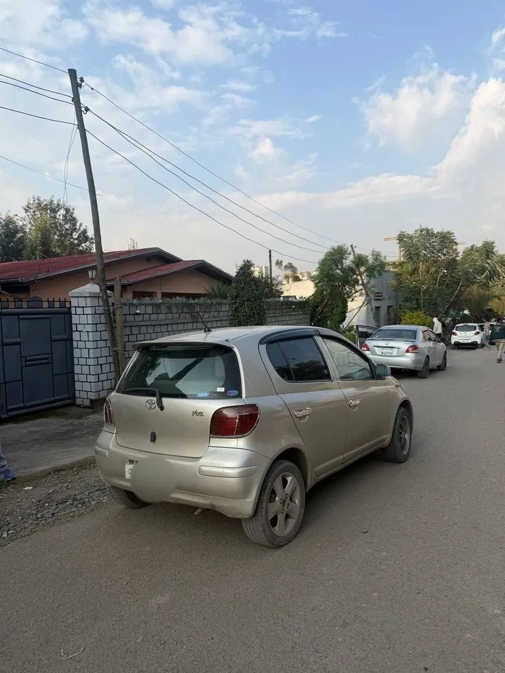 Toyota Vitz 2004 Automatic 1.0L – photo 6
