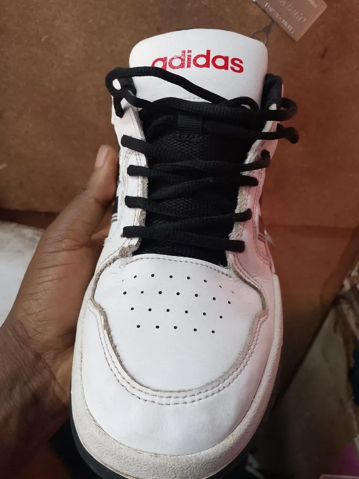 Adidas Sneakers Size 42.5 – photo 4