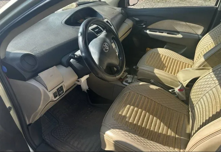 Toyota Yaris Belta 2007 Automatic – photo 3
