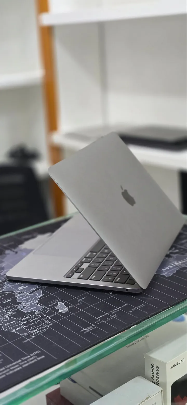 Apple MacBook Pro 13-inch M1 2020 – photo 3