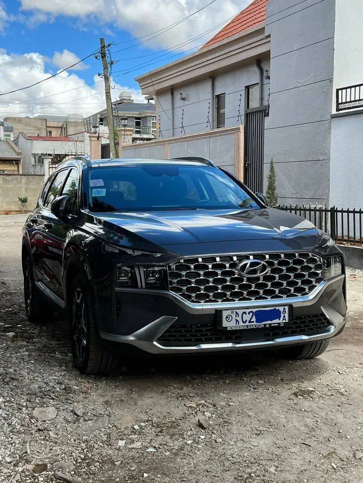 Hyundai Santa Fe Hybrid 2022 – photo 4