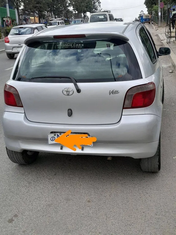Toyota Vitz 2001 Automatic – photo 4