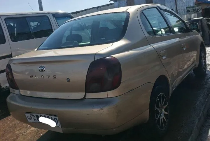 Toyota Platz 2001 Automatic – photo 8