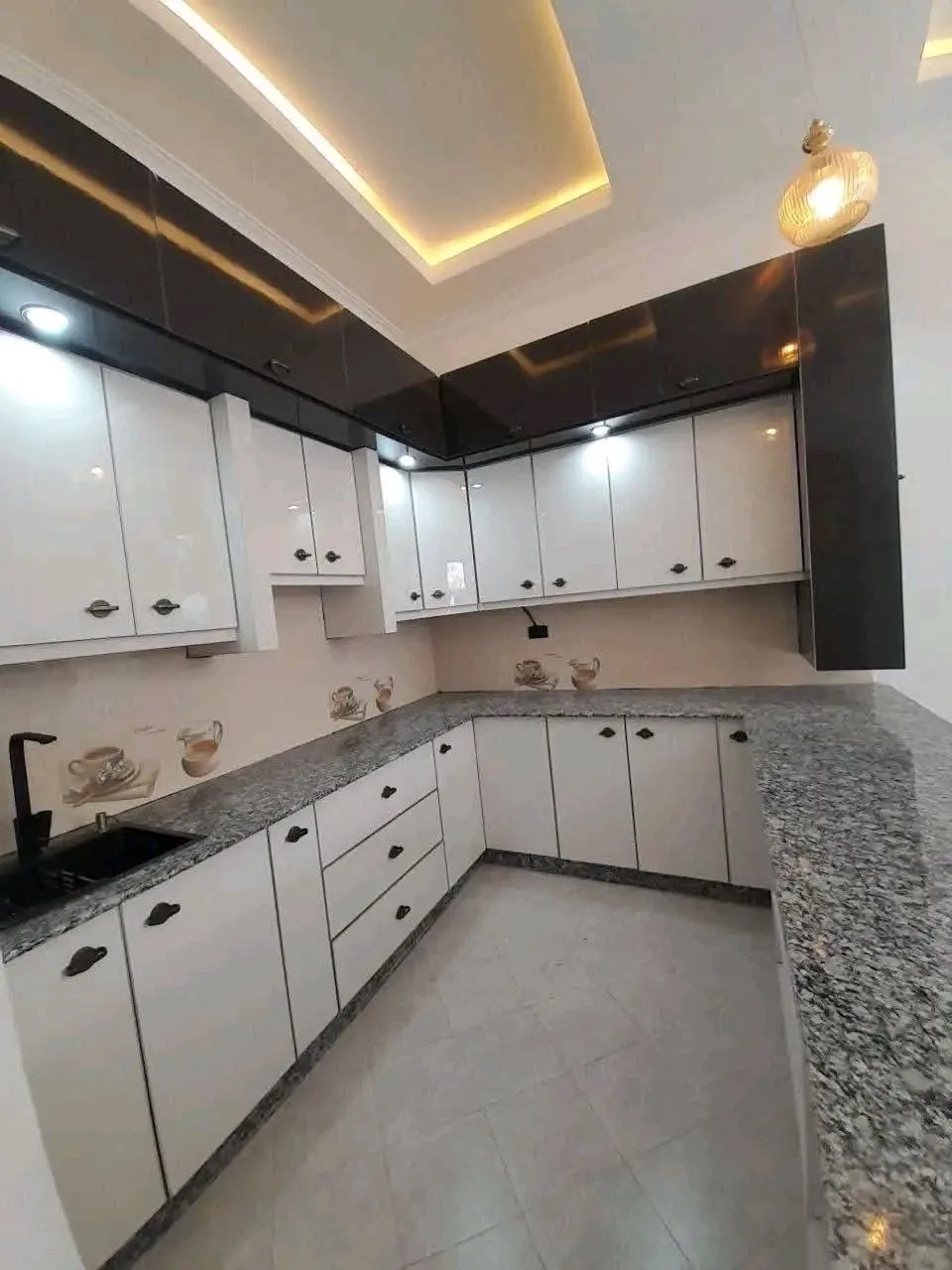 Modern 4 Bedroom Villa Ayat – photo 4