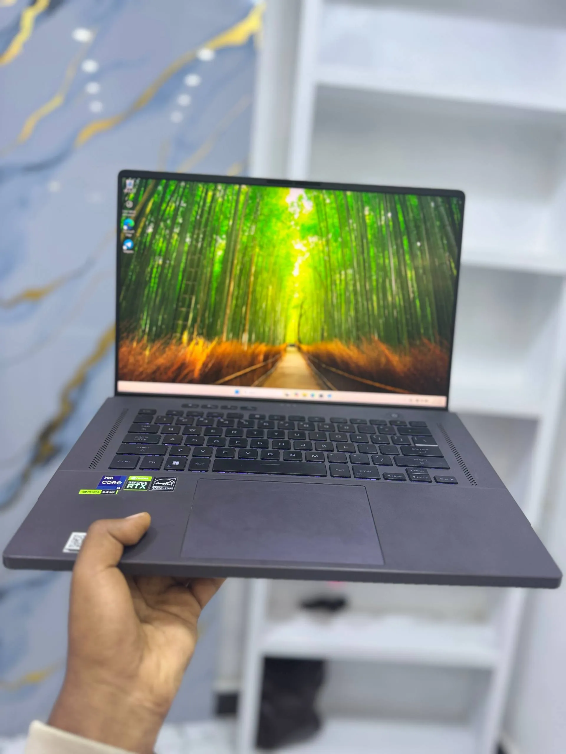 ASUS ROG Zephyrus i9 RTX 4060 – photo 4