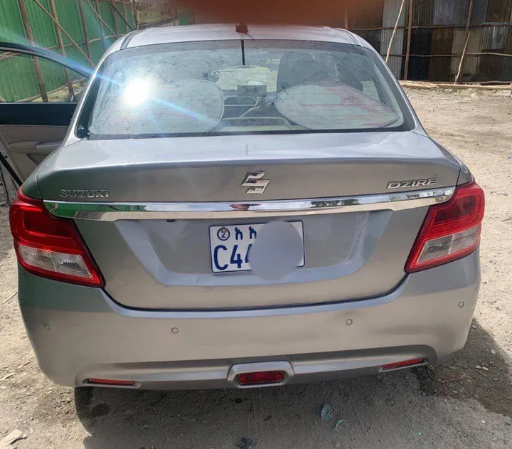 Suzuki Dzire 2022 Automatic – photo 5