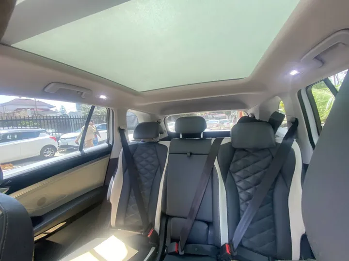 Volkswagen ID.6 Crozz EV 2023 – photo 4