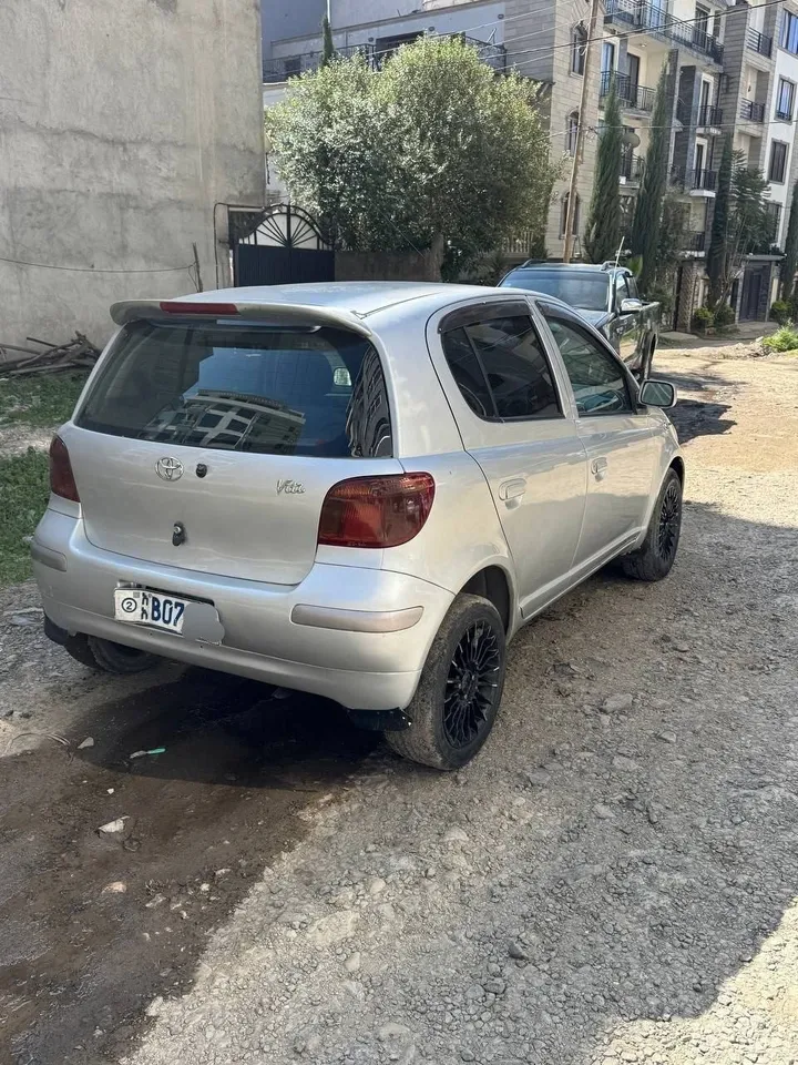 Toyota Vitz 2002 Automatic – photo 7
