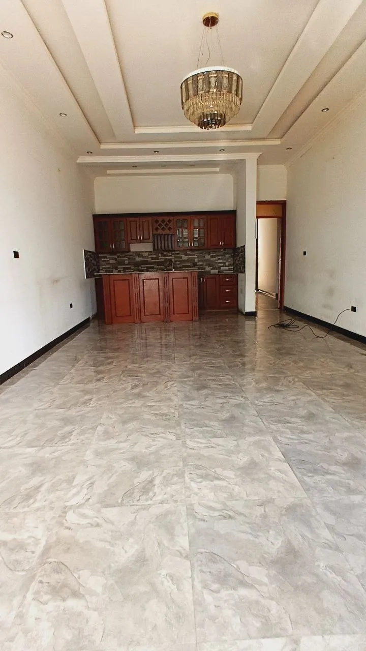 Modern 5-Bedroom Villa in Summit – photo 7