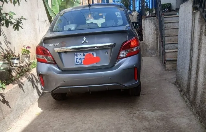 Mitsubishi Sedan 2022 Low Mileage – photo 8