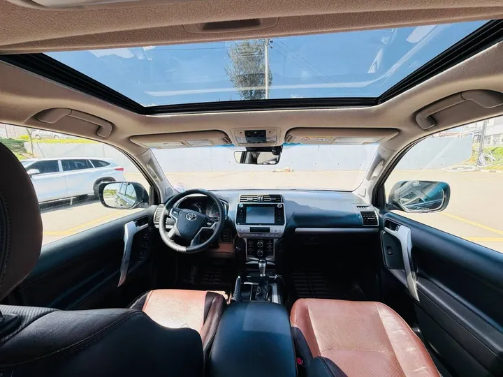 Toyota Landcruiser Prado 2019 Diesel – photo 5