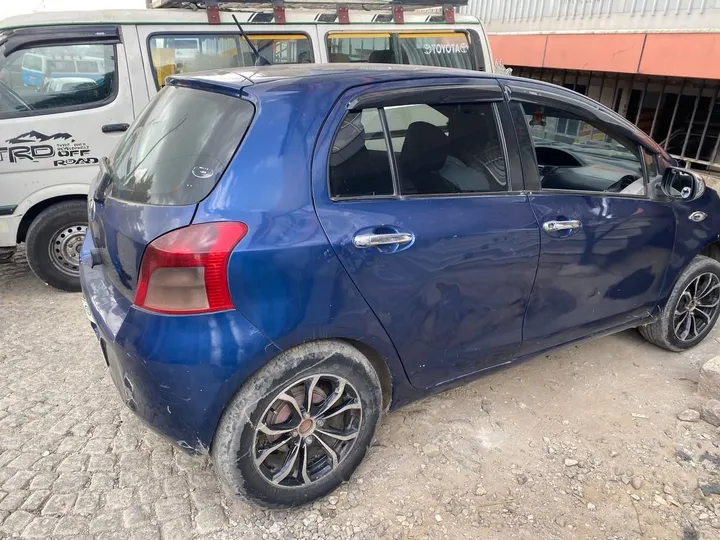Toyota Yaris Compact 2006 Automatic – photo 3