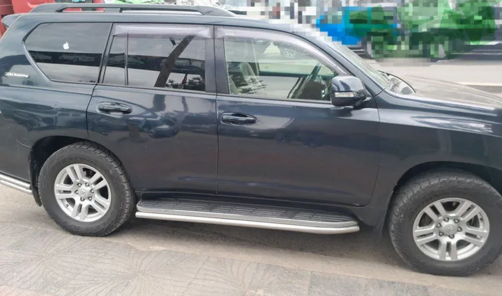 Toyota Land Cruiser Prado 2012 – photo 5