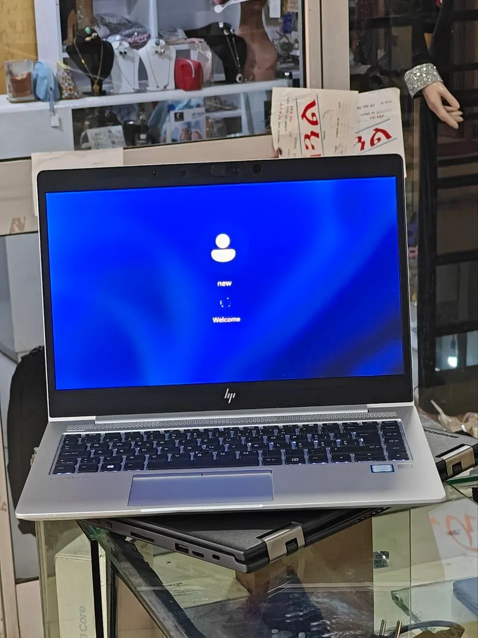 HP EliteBook 840 G5 i7 Laptop – photo 3