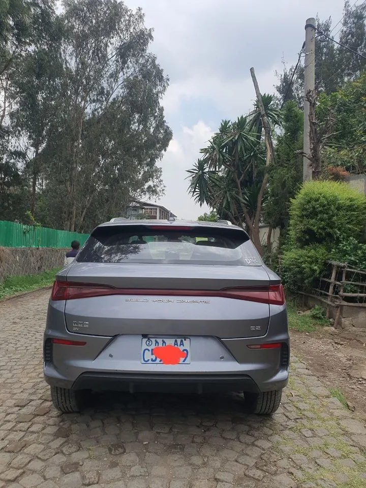 BYD E2 2025 Electric – photo 4