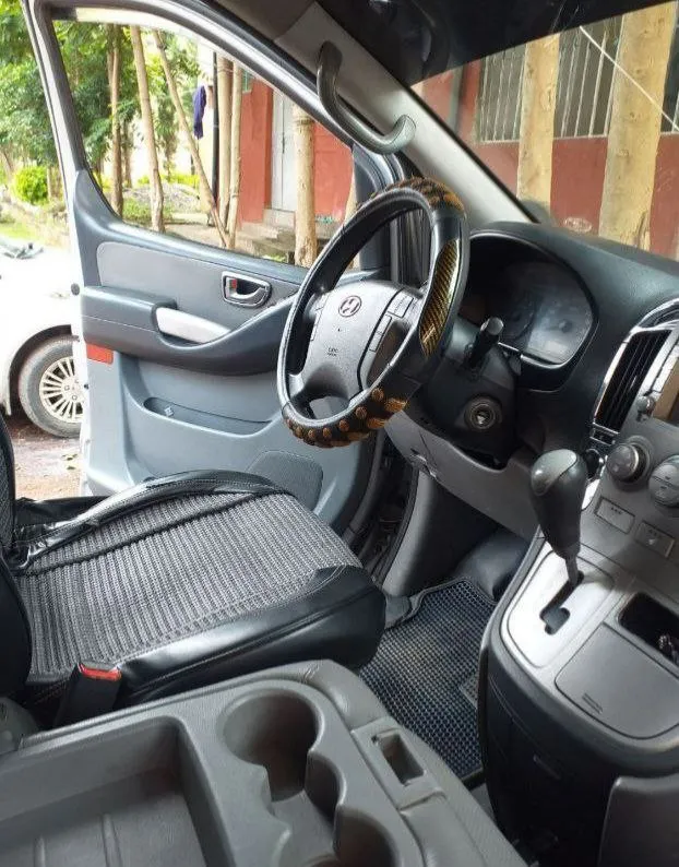 Hyundai Starex 2012 Automatic – photo 3