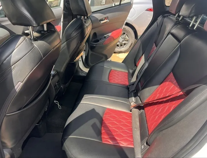 Toyota Rav4 Hybrid AWD 2023 – photo 4