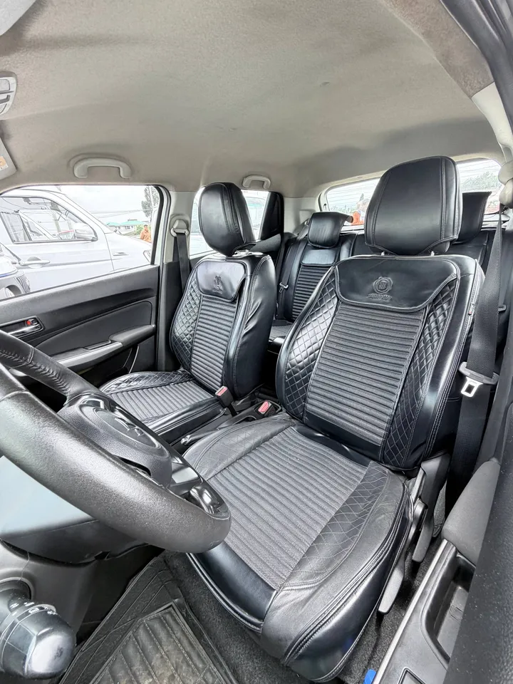 Suzuki Swift 2023 Automatic – photo 9