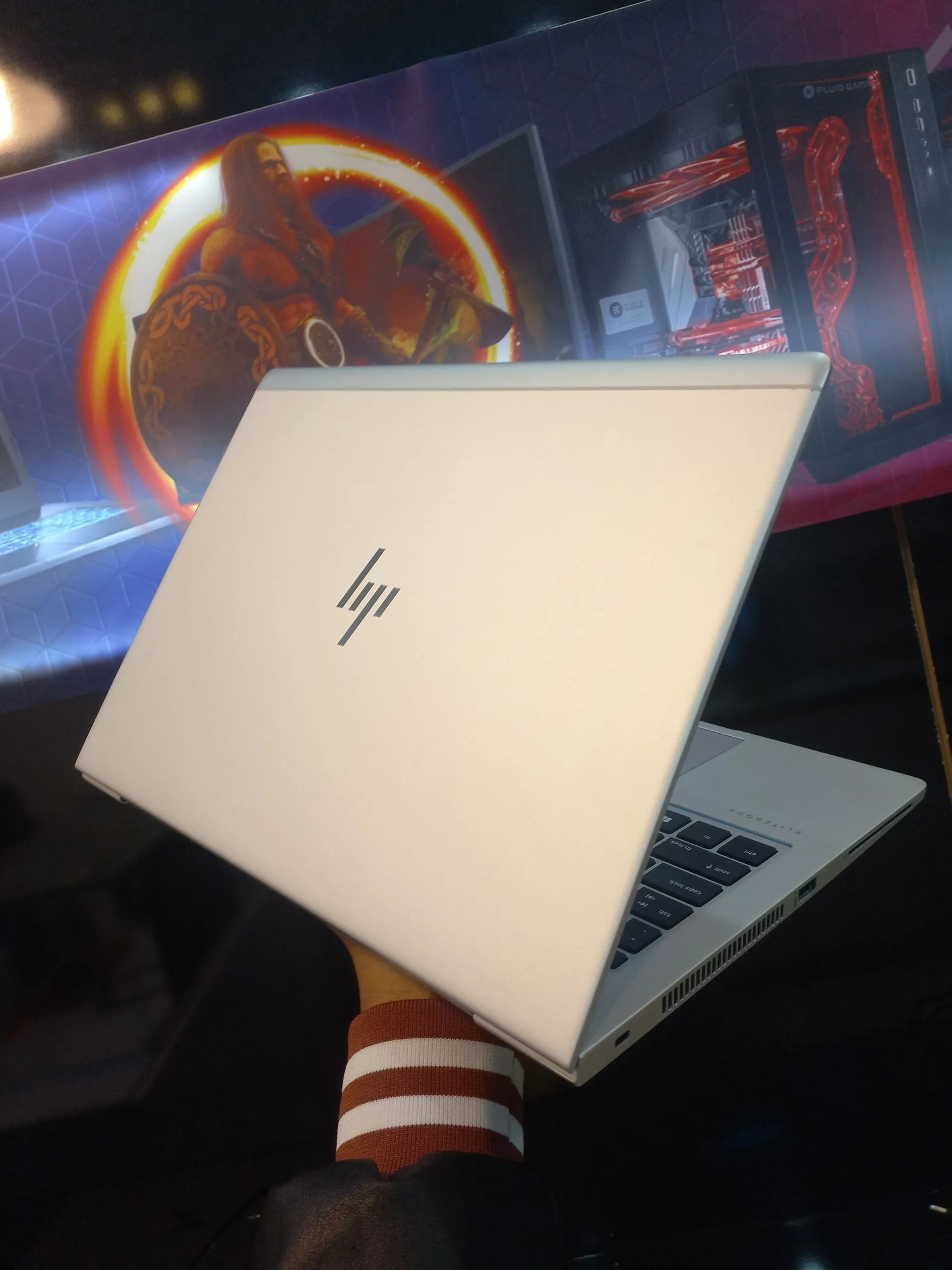 HP EliteBook 840 G5 Laptop – photo 4