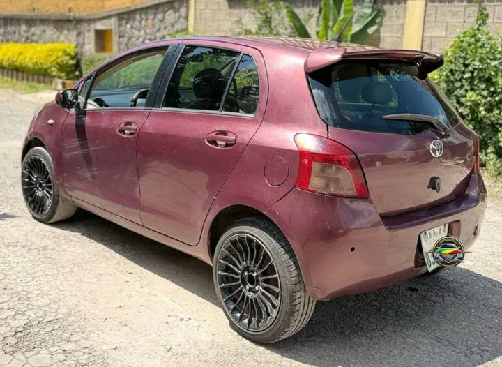 Toyota Yaris Compact 2007 – photo 7