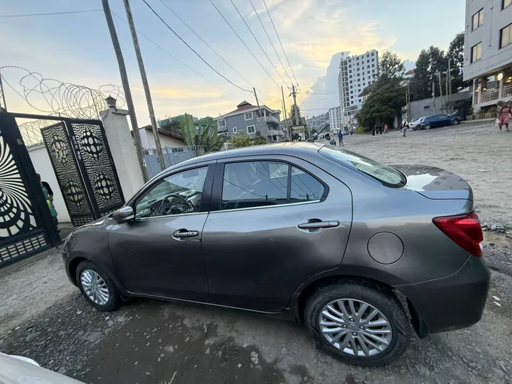 Suzuki Desire 2020 Automatic – photo 3