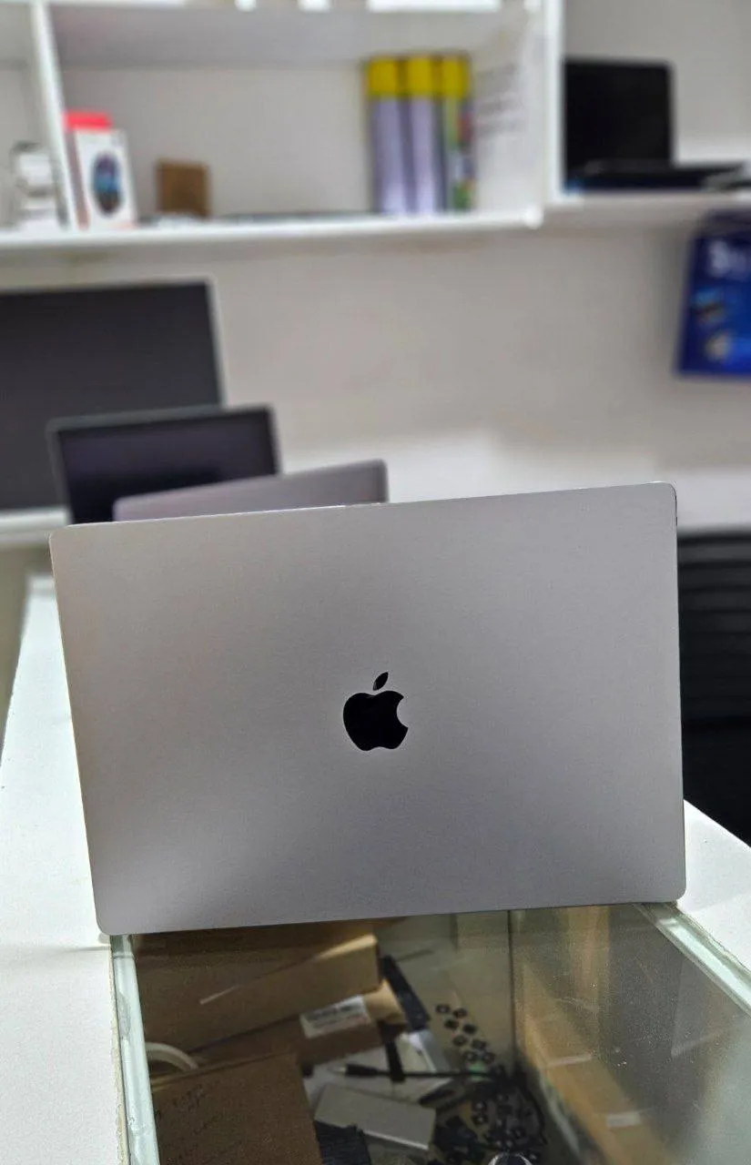 Apple MacBook M1 Pro 16 Inch – photo 4