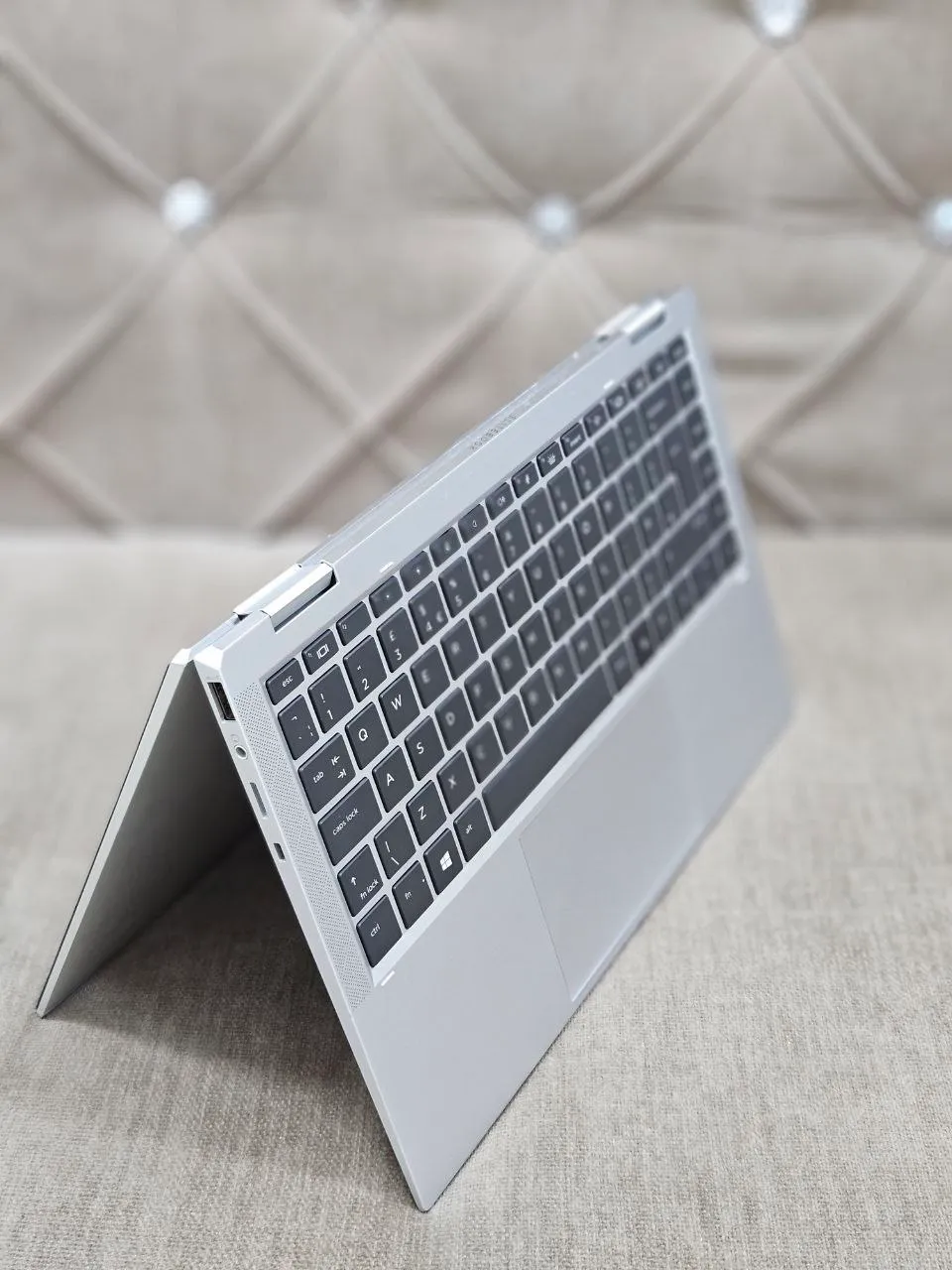 HP EliteBook 1040 G8 X360 Laptop – photo 3