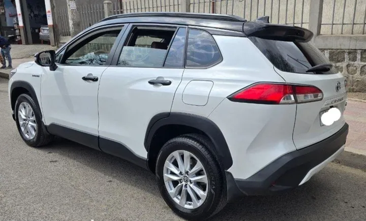 Toyota Corolla Cross Hybrid 2023 – photo 5