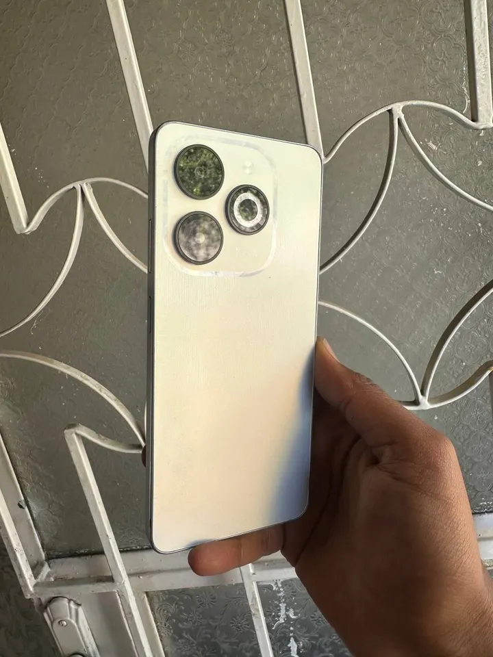 Infinix SMART 8 64GB White – photo 3