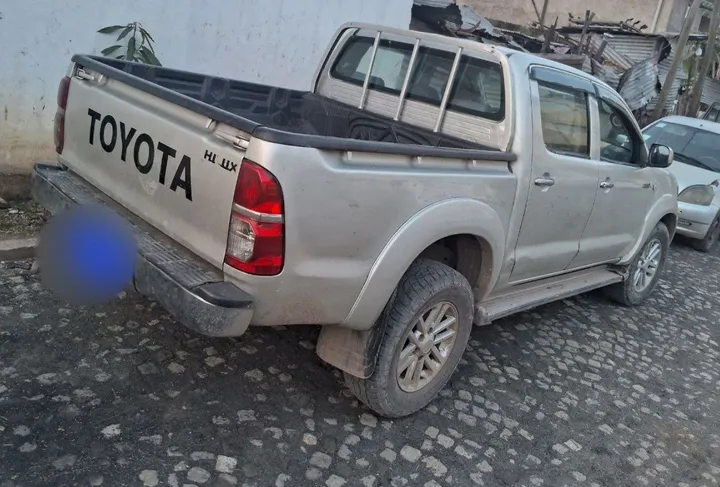 Toyota Hilux Double Cab 2009 – photo 5