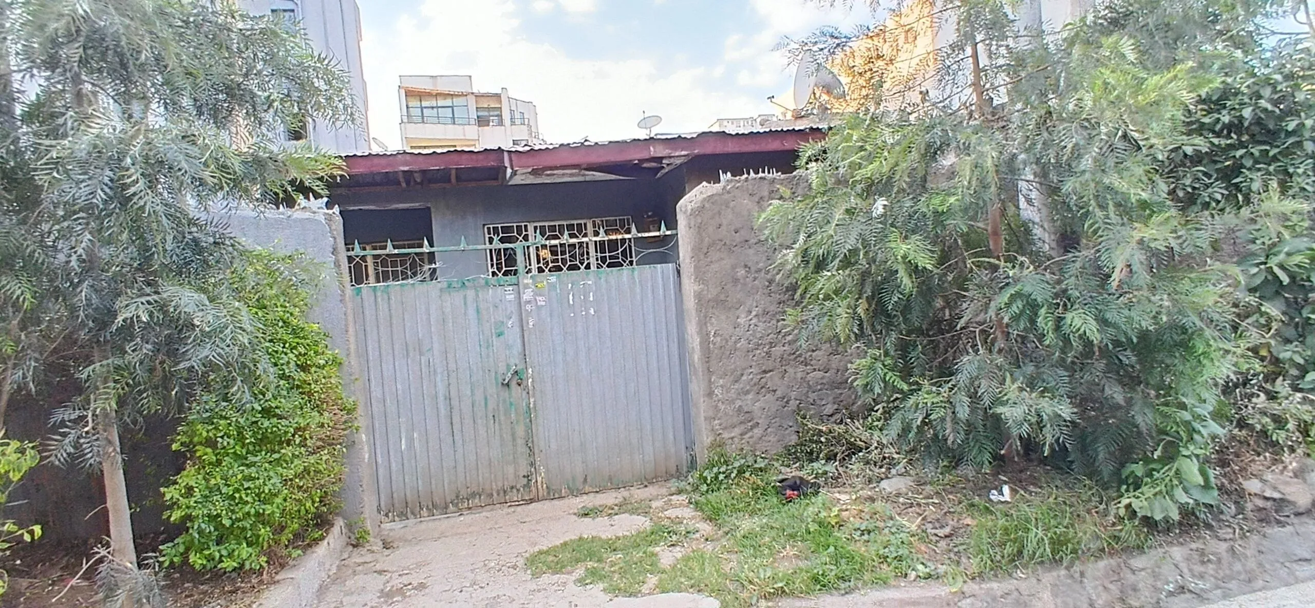 Modern 3 Bedroom House in Meri – photo 3