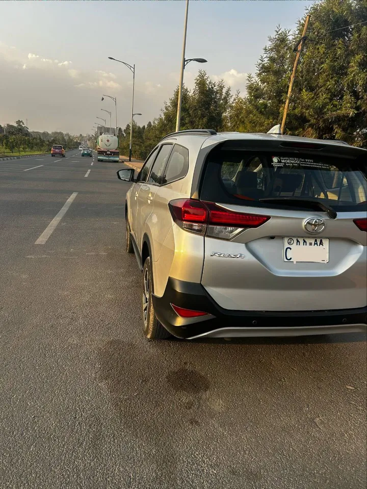 Toyota Rush 2021 S Type – photo 6