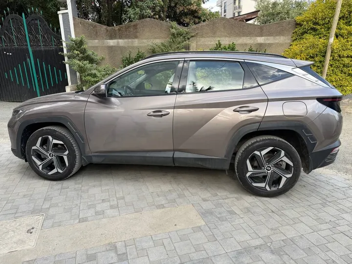 Hyundai Tucson 2022 SUV – photo 10