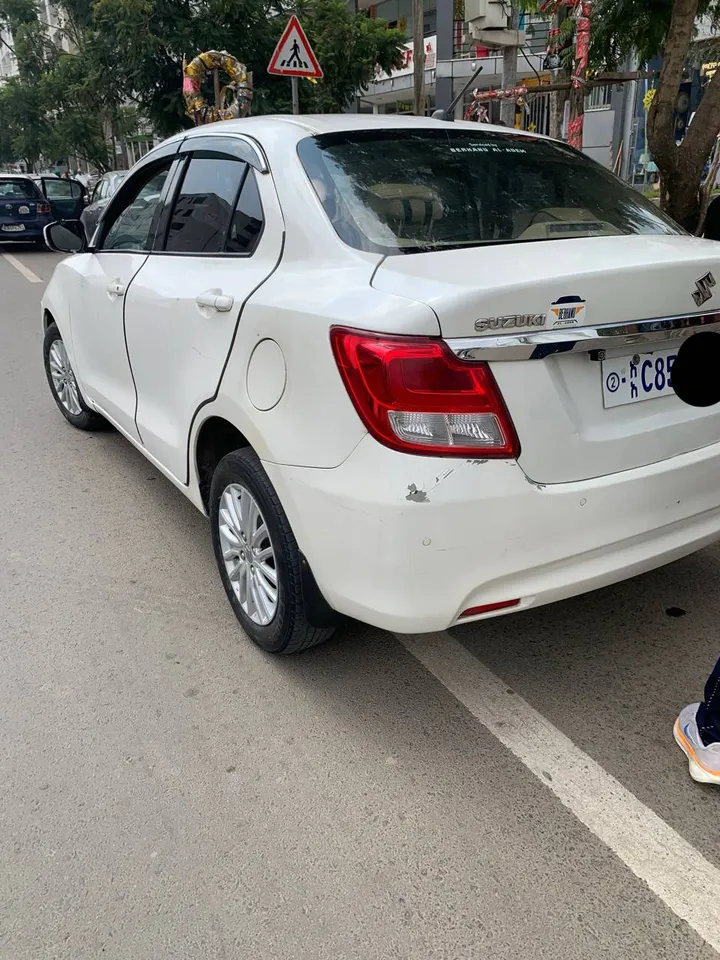 Suzuki Dzire 2021 Automatic – photo 3