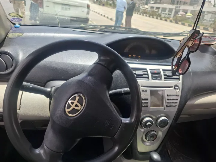 Toyota Belta 2006 Automatic – photo 5