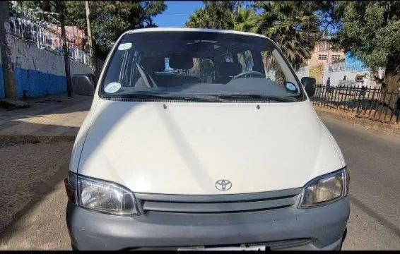1998 Toyota Half Van 2L – photo 3