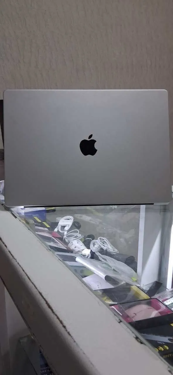 Apple MacBook Pro M1 Pro 16 Inch – photo 3